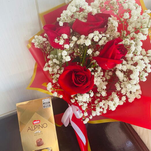 Buquê de Rosas com Bombom Alpino