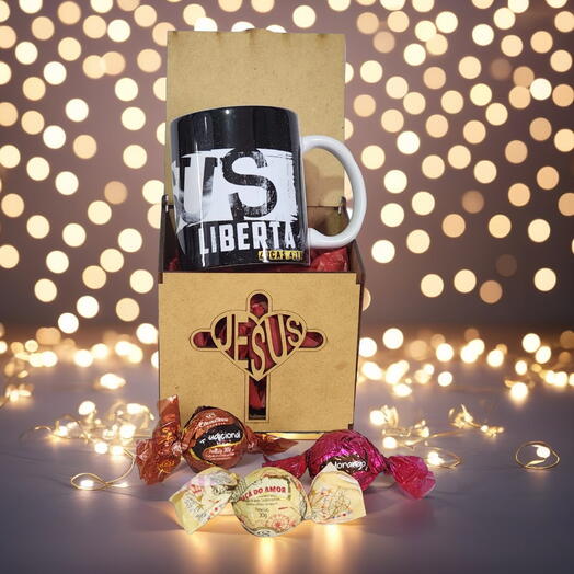 Caneca Jesus Liberta Na Caixa Mdf Jesus Com Trufas Cacau Show