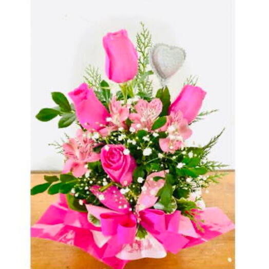Arranjo de Rosas Alstromerias
