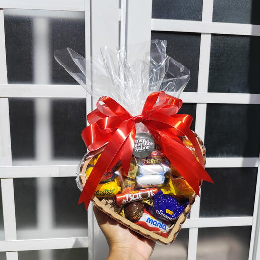 Cesta de chocolate em formato de coração+Bilhete