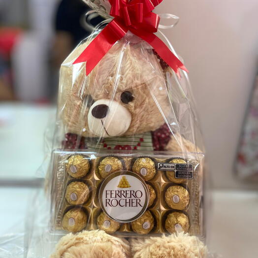 Pelucia fofinha + Ferrero Rocher