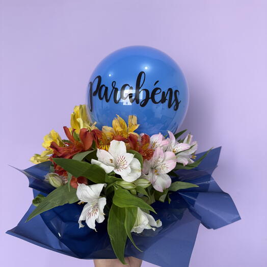 💙 Arranjo Floral com Astromelias + Balão Personalizado 💙