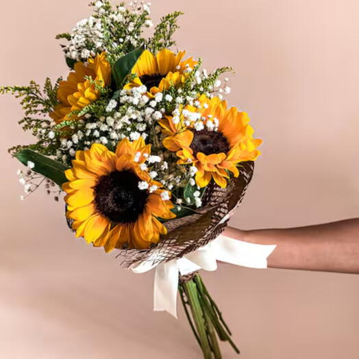 Buquê com 4 Girassois