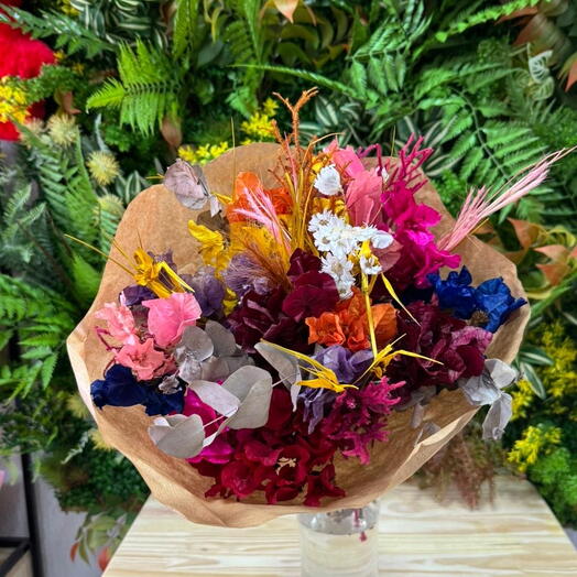 Buquê de Flores Desidratados Coloridas