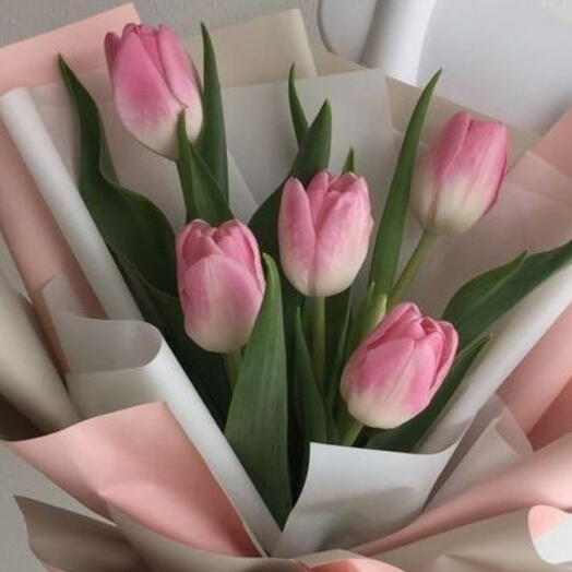 Buquê de tulipas rosa pequeno