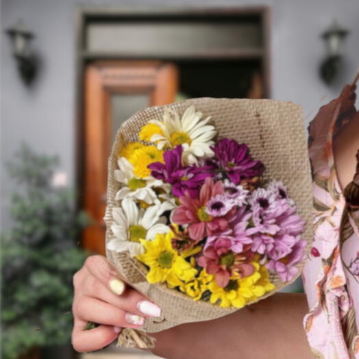 Buquê de Flores Silvestres na Juta