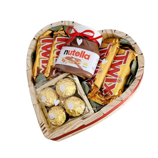 Cesta Coração Twix, Ferrero e Nutella