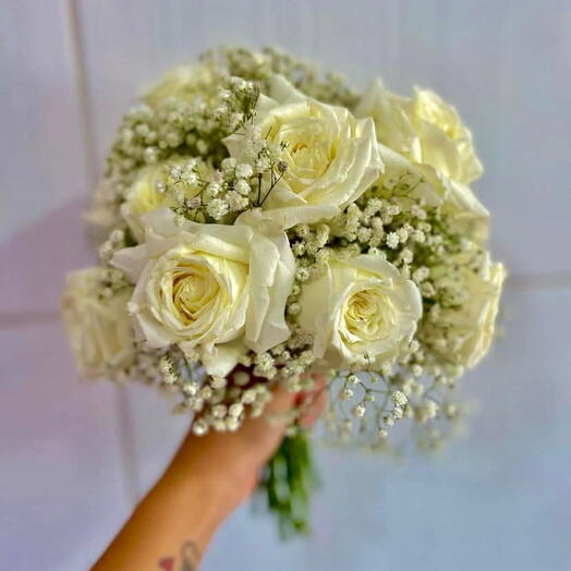 Buquê de Noiva Com Rosas Brancas