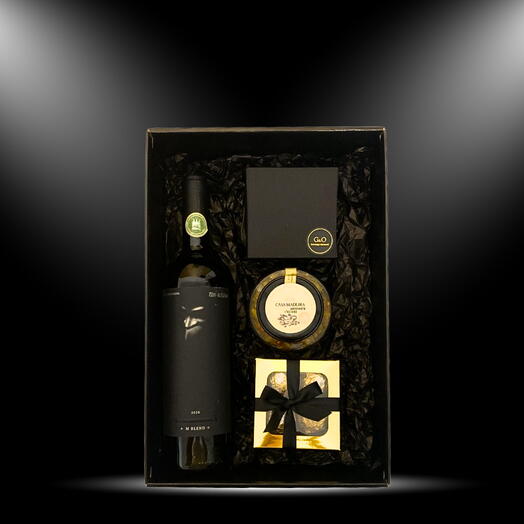 Cesta de Presente Com Vinho Black Gift Premium