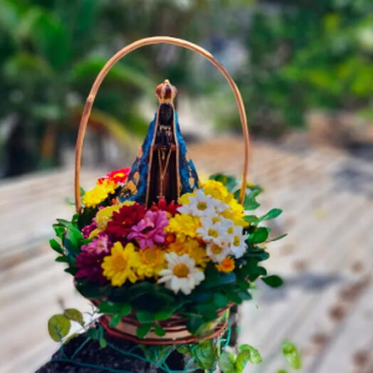 Cesta Flores de Nossa Senhora