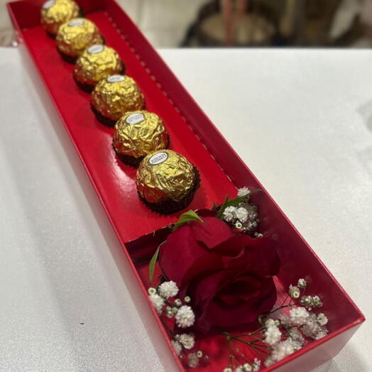 Rosa unitaria com ferrero rocher