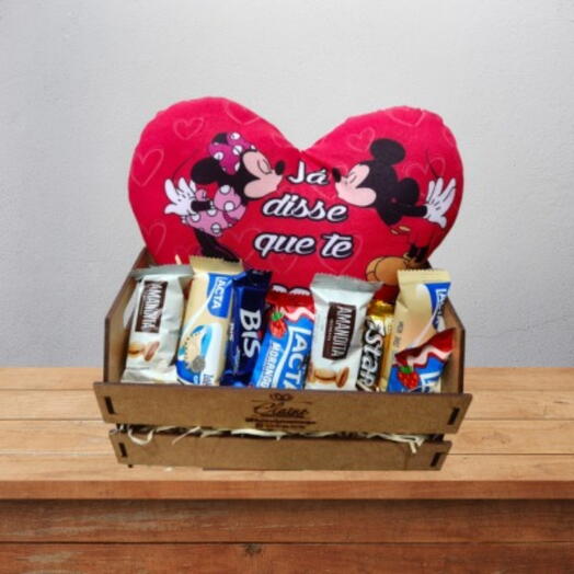 Cesta Chocolate e Coração Almofada Ja Disse que Te Quero