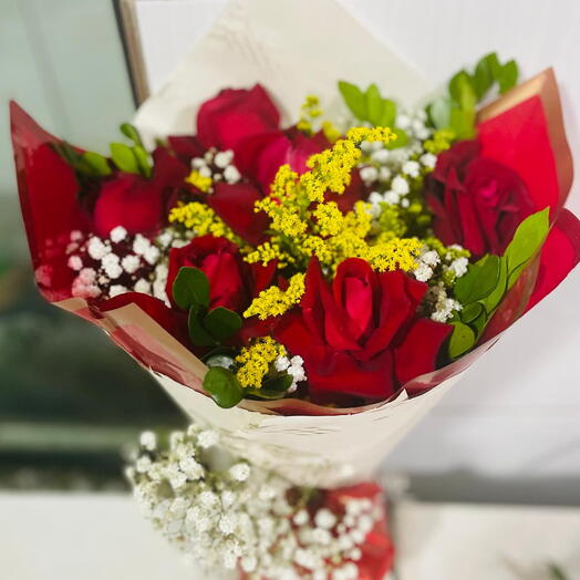 Buquê 7 Rosas Vermelhas