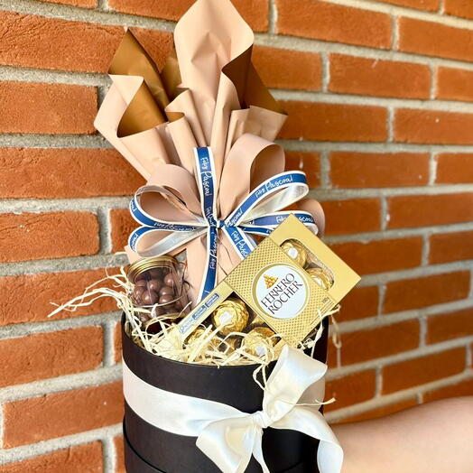 Cesta de Pascoa com Chocolates Premium Black