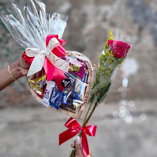 Rosa e Caixa Coração