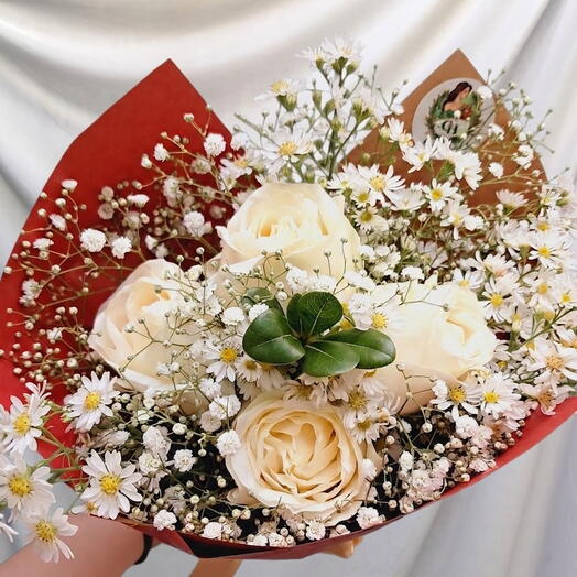 Buquê de 4 Rosas Brancas