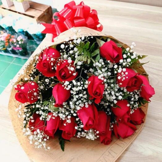 Cone 18 Rosas Vermelhas