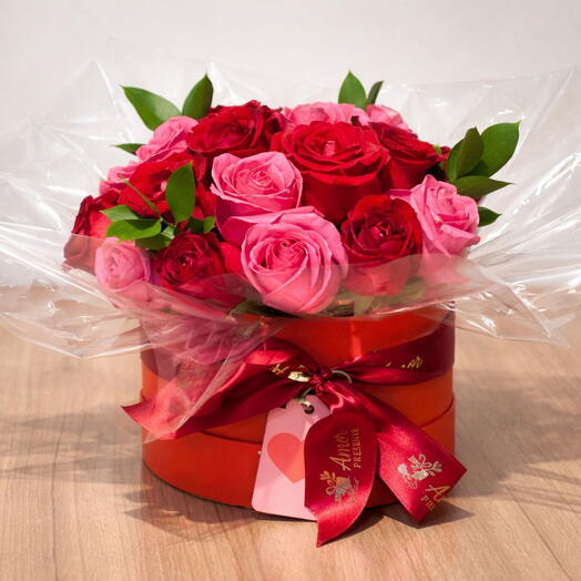 Box 20 Rosas Amor em Tons