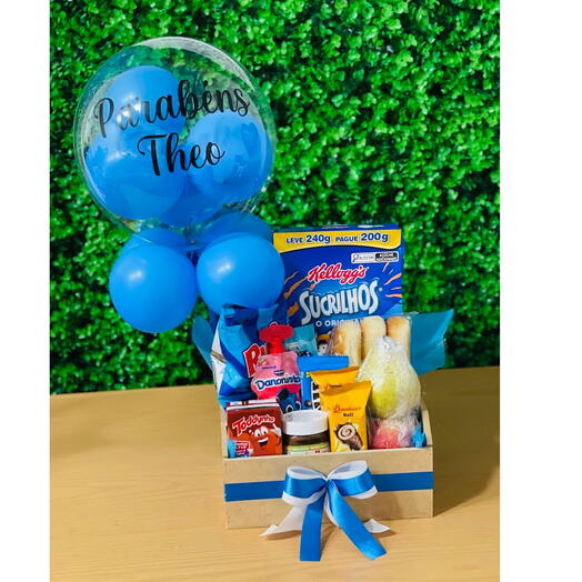 Cesta de Cafe da Manhã Kids com Balão Bubble Personalizado