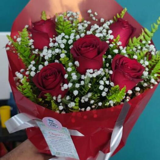 Buquê Com 5 Rosas