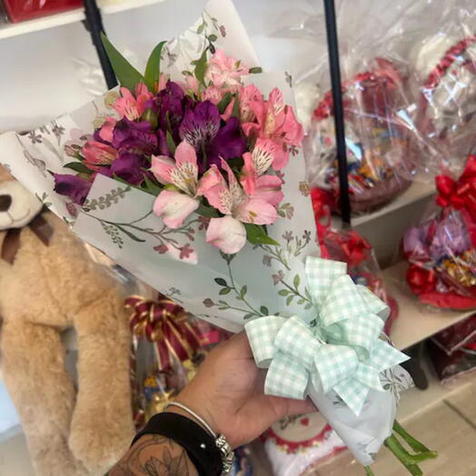 Buquê alstroemerias