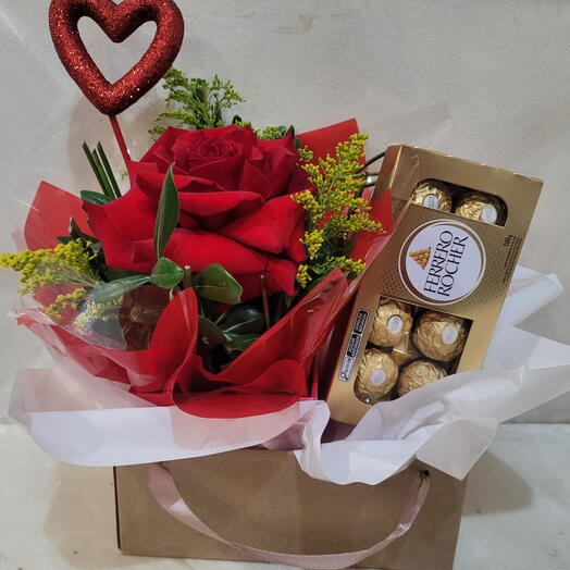 Kit com Rosas e Ferreiro Rocher