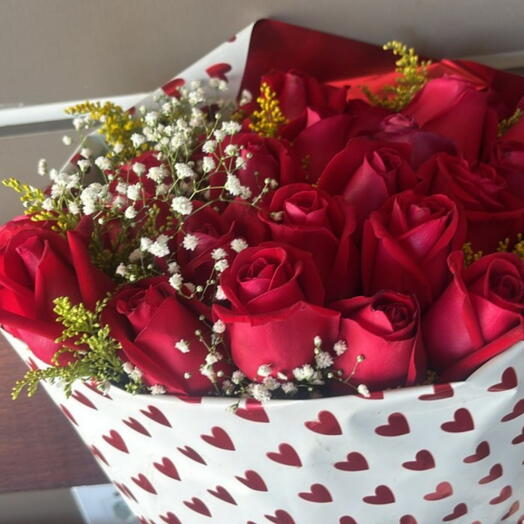 Buque 12 Rosas Master