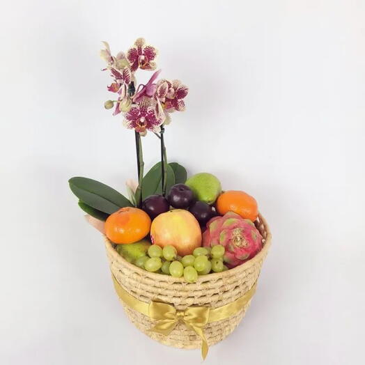 Cesta de Frutas Com Orquidea