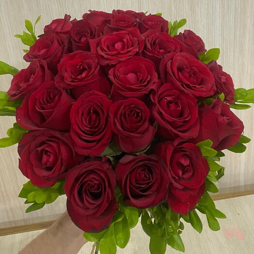 Buquê com  20 Rosas Vermelhas