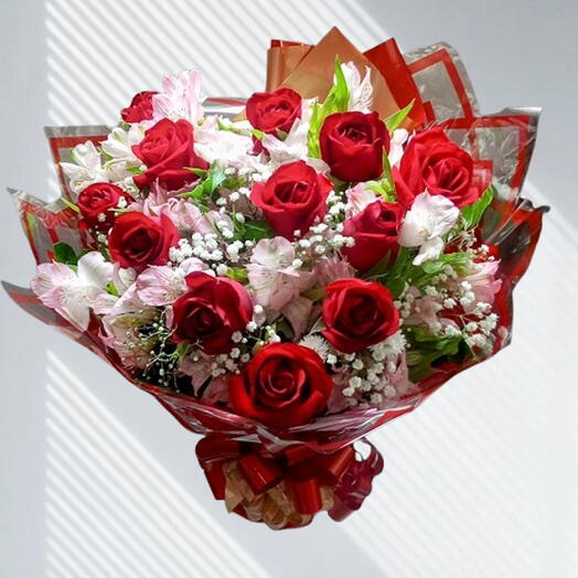 Buquê Rosas Vermelhas Com Astromelias