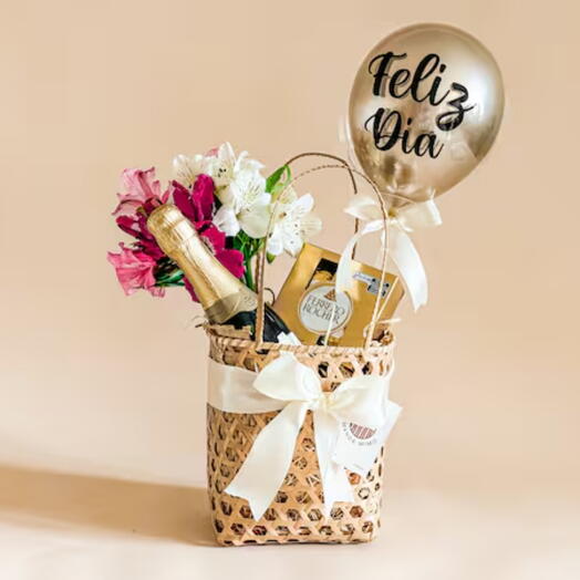 Mimo dia Feliz na Cesta de Palha