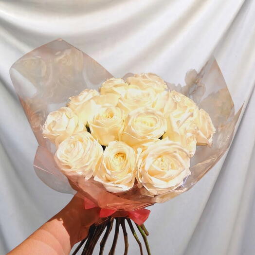 Buquê de 15 Rosa Brancas