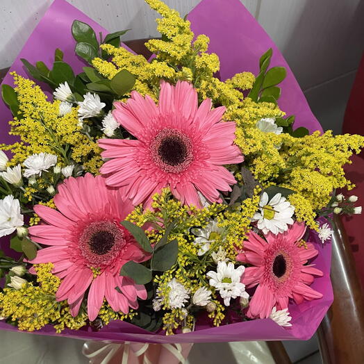 Buquê com 3 Gerberas Rosas