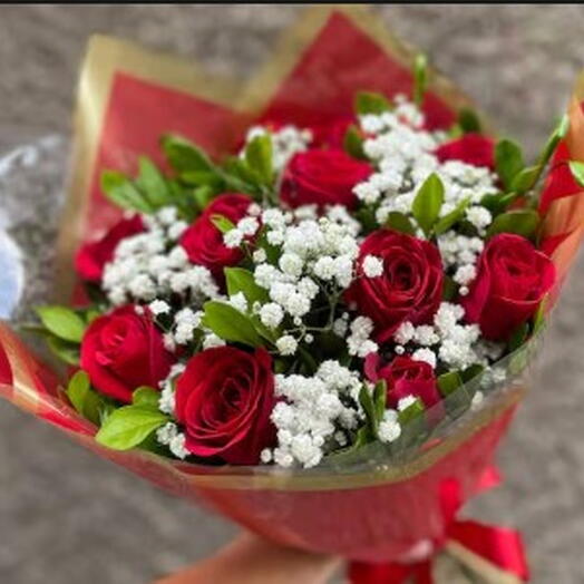 Buquê de 12 Rosas Nacionais Vermelhas