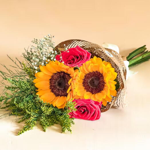 Casadinha 2 Girassois e 2 Rosas Vermelhas